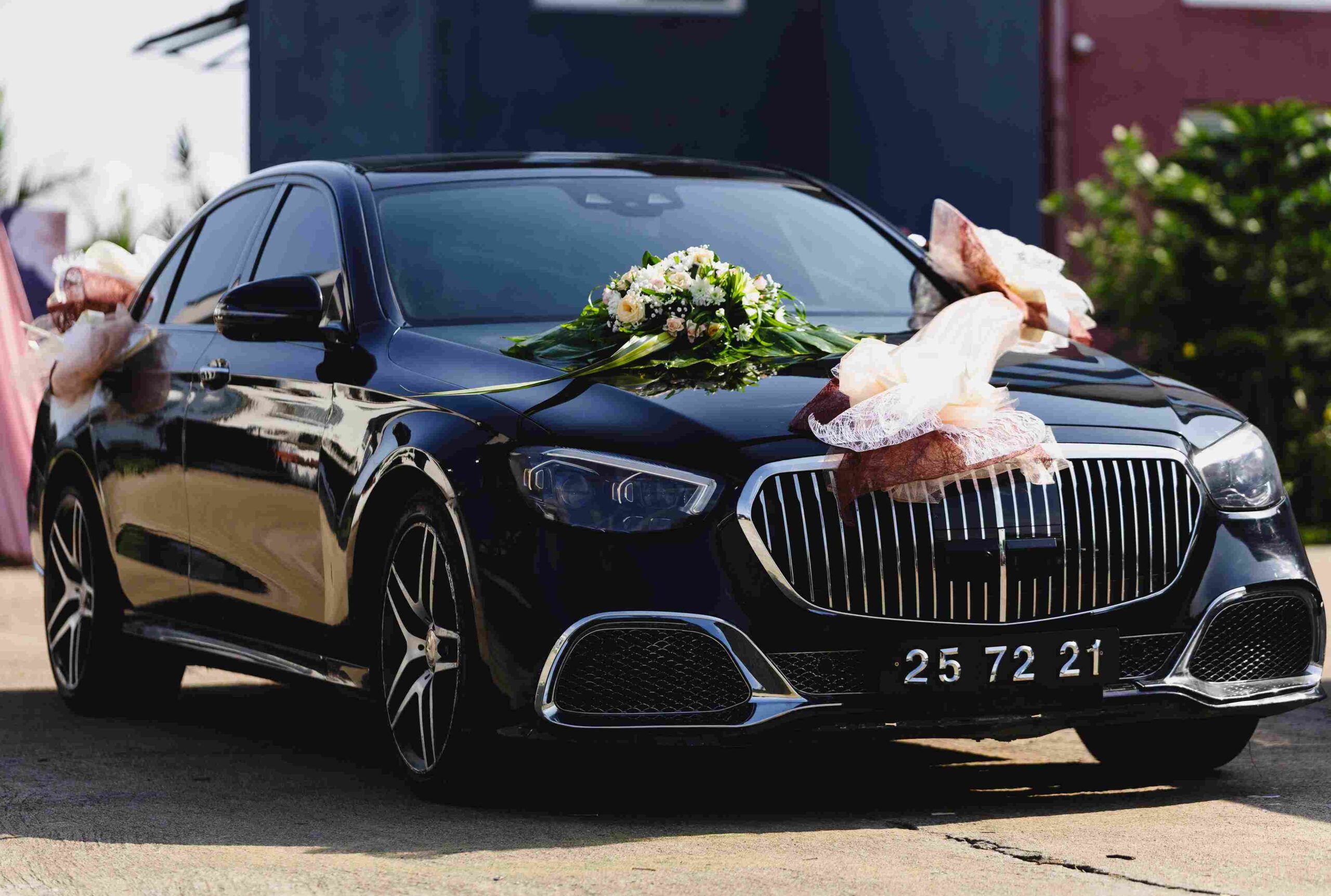6 Reasons Why You Should Rent a Car on Your Wedding Day