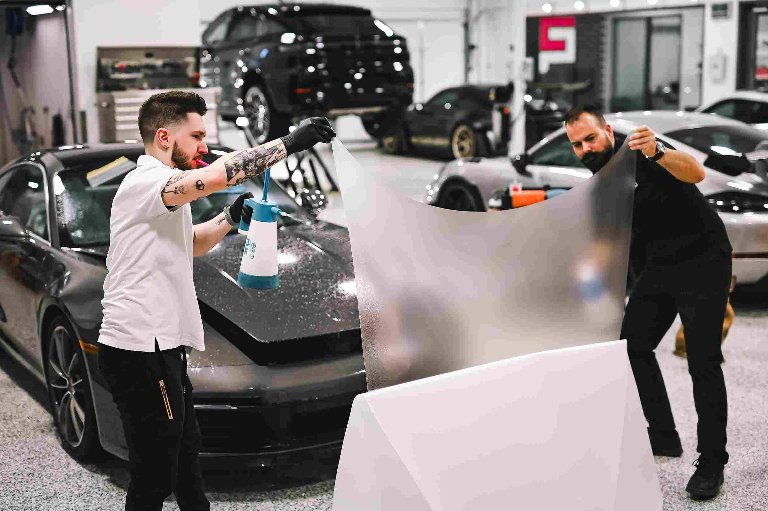 Al Emad’s Trusted Car Wrapping Workshop 